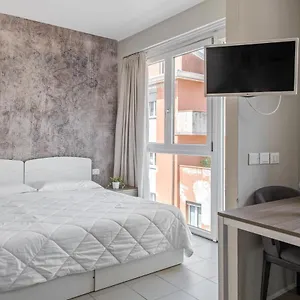 https://myhospitality-via-gattamelata-apartments.hotelinveneto.com